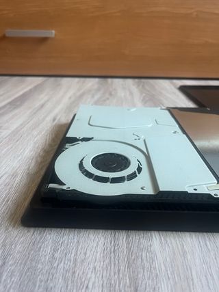 PS4 (PlayStation 4) Slim Negra, 1 TB
