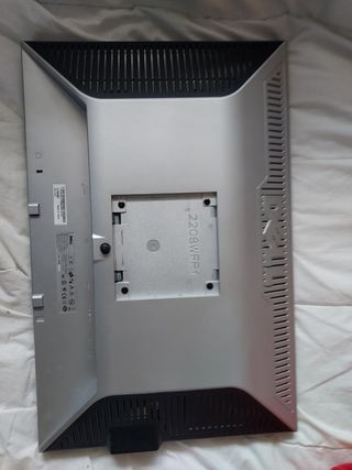 Monitor Dell Plata y Negro