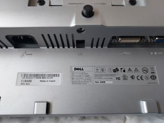 Monitor Dell Plata y Negro