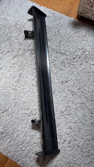 Alerón Spoiler Look GTS  fibra de carbobo BMW 3