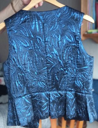 Chaleco azul tejidos varios