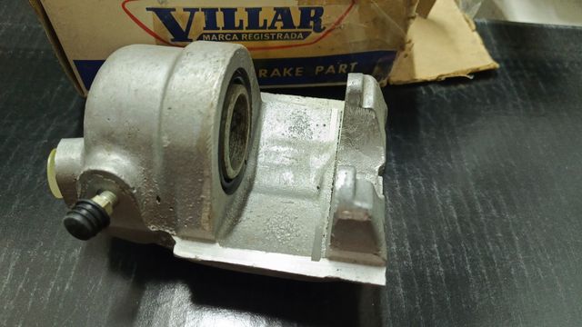 Pinza freno derecha Renault 12 S - VILLAR