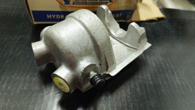 Pinza freno derecha Renault 12 S - VILLAR