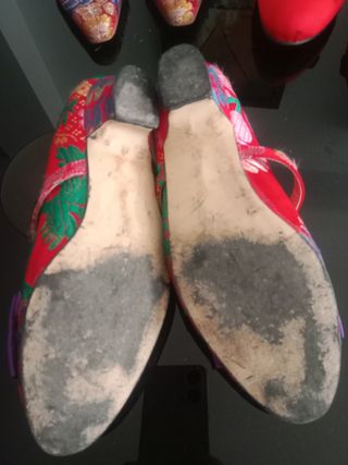 Zapatos fiesta Sanca rojos y morados
