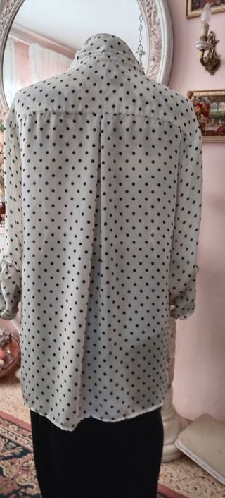 Blusa lunares vintage blanco-negro