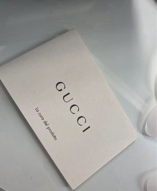 Zapatillas Gucci fresas GG