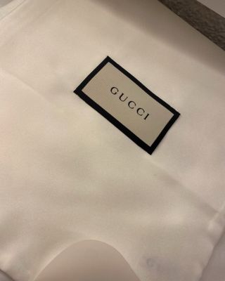 Zapatillas Gucci fresas GG