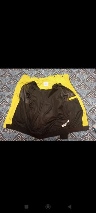 Giacca leggera Clayton bianca,nera e gialla