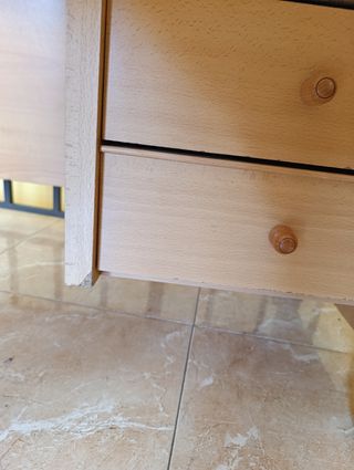Escritorio madera con ruedas