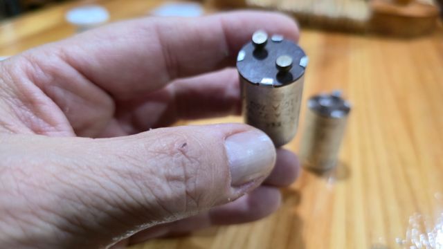 Cebadores metálicos vintage (2uds)