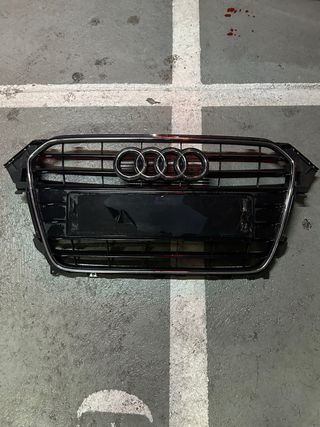 Parrilla frontal Audi A4 B8