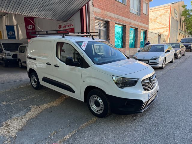 Opel Combo 2020