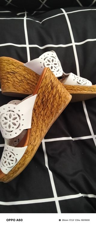 americanas y faldas - beige y blanco