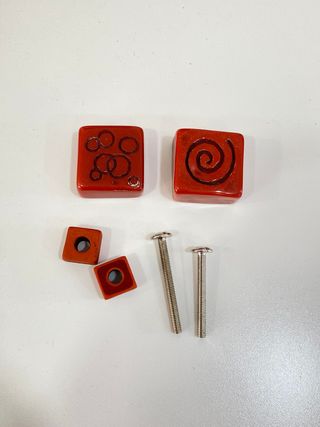 Conjunto de 2 puxadores com padrão único