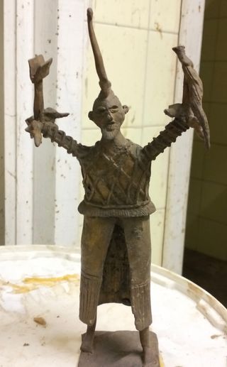 FIGURA ARTE TRIBAL AFRICANO DE LATON