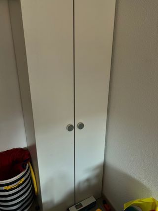 Silla mecedora Chicco + cambiador+ cuna de Ikea