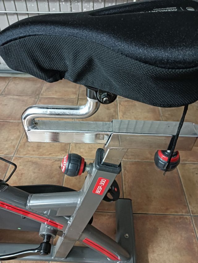 Bicicleta estática Fitfiu Modelo BEST 300