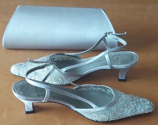 Zapatos y bolso fiesta. Impecables