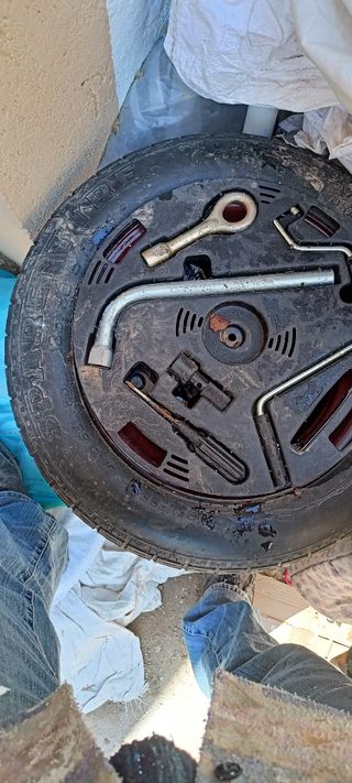 venta Rueda repuesto 135/80 B13 a precio regalo