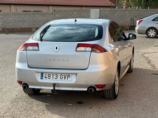 Renault Laguna 2010