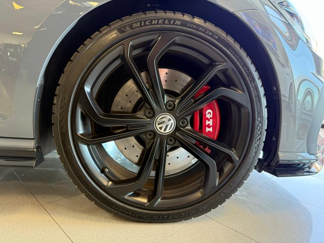 Volkswagen Golf GTI TCR