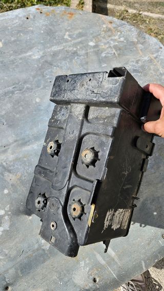 Peugeot 306 GTI Caja de Bateria