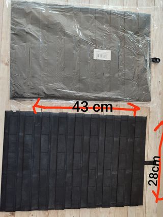 Dos Expositores pulseras