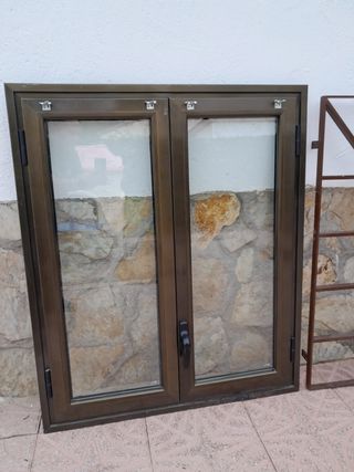 Ventana aluminio bronce climalit