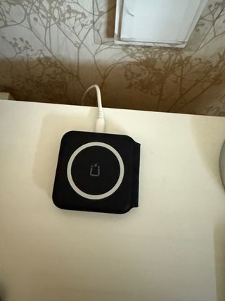 cargador inalámbrico Spello 2 en 1 para iPhone