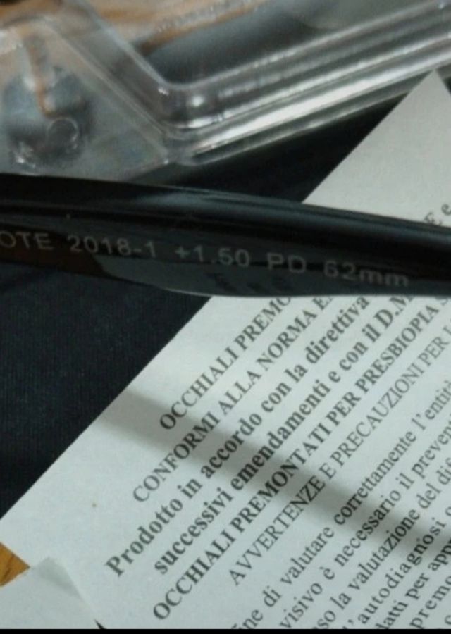 Occhiali da lettura 1.5 diottrie