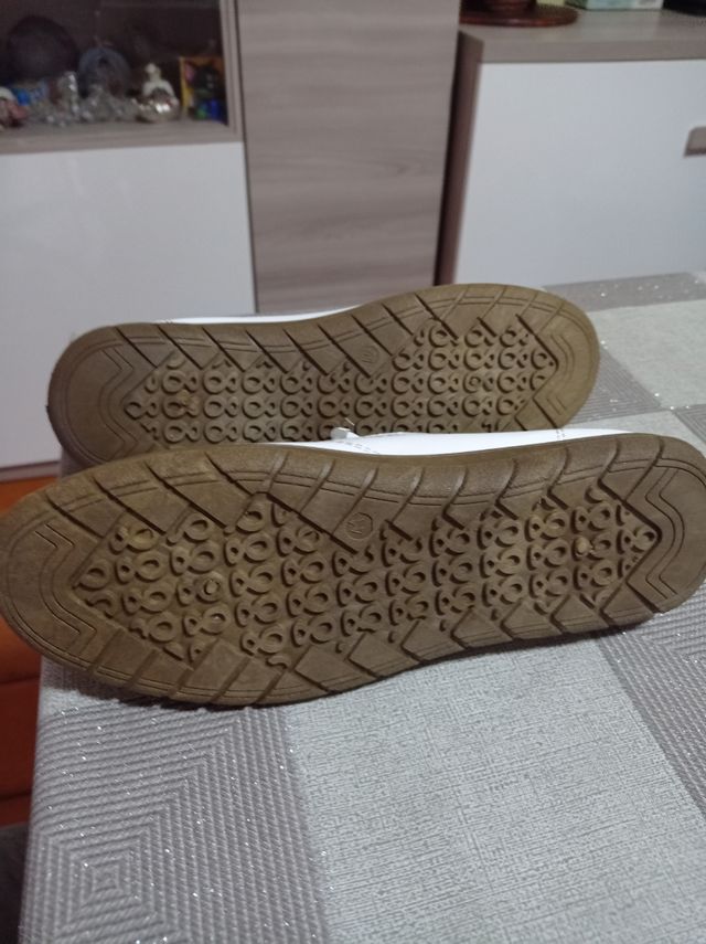 Scarpe sportive bianche - n.41