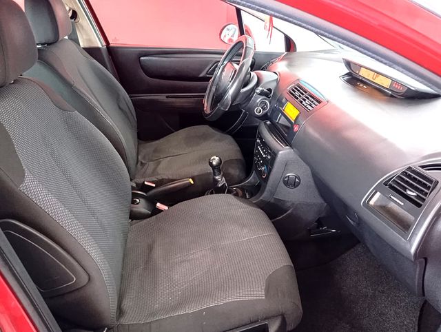 Citroen C4 1.4i / 90CV / 2009