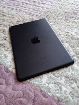 iPad Apple, Versión 9.3.5 (13G36). Perfecto Estado