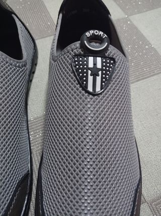 Scarpe sportive grigie n.41