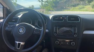 Volkswagen Golf VI
