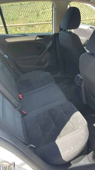 Volkswagen Golf VI