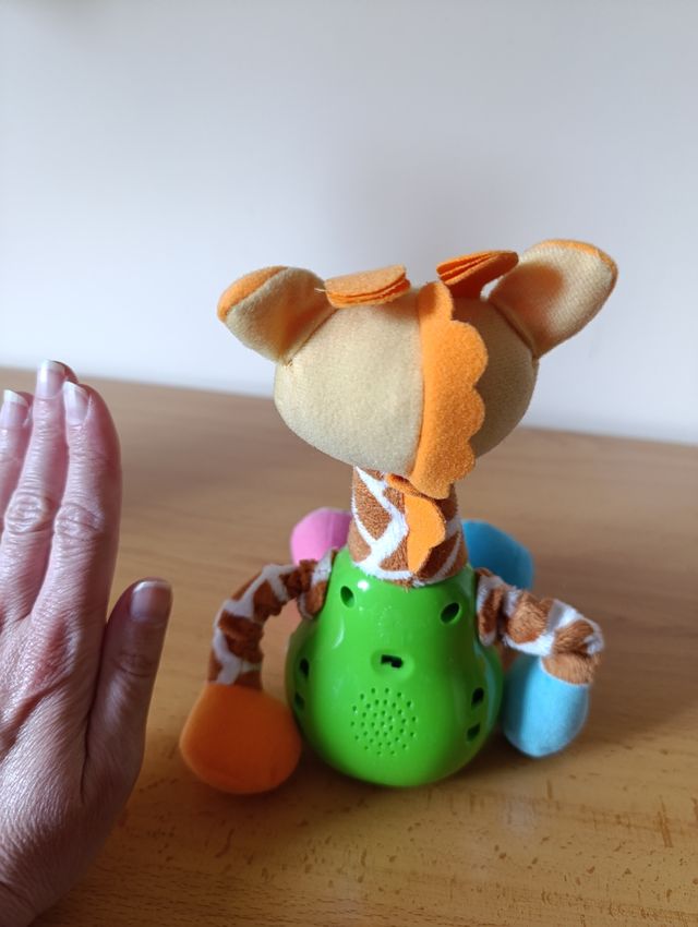 Jirafa musical con luces