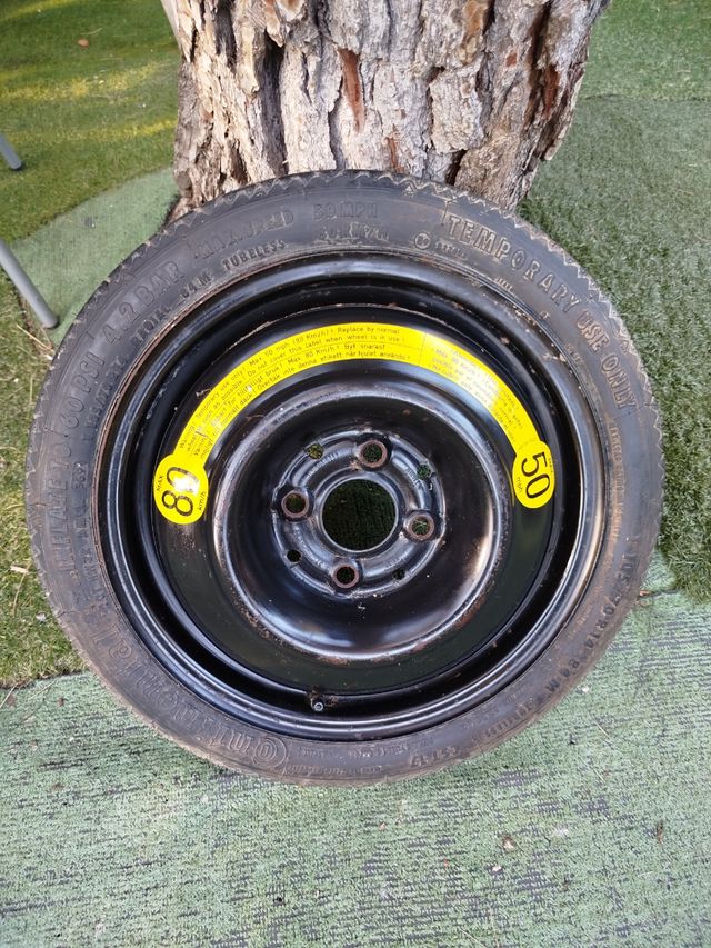 Rueda emergencia coche 105/70R14