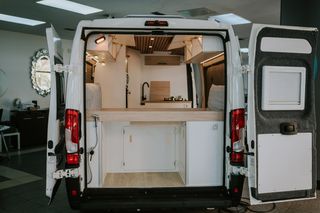 Peugeot Boxer CamperL2H2 by Kamper & Kampers 140cv