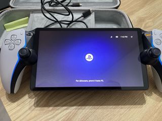 PlayStation Portal - Bianca e Nera + custodia