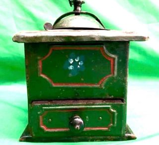 Molinillo Café Antiguo de Lata Pintada