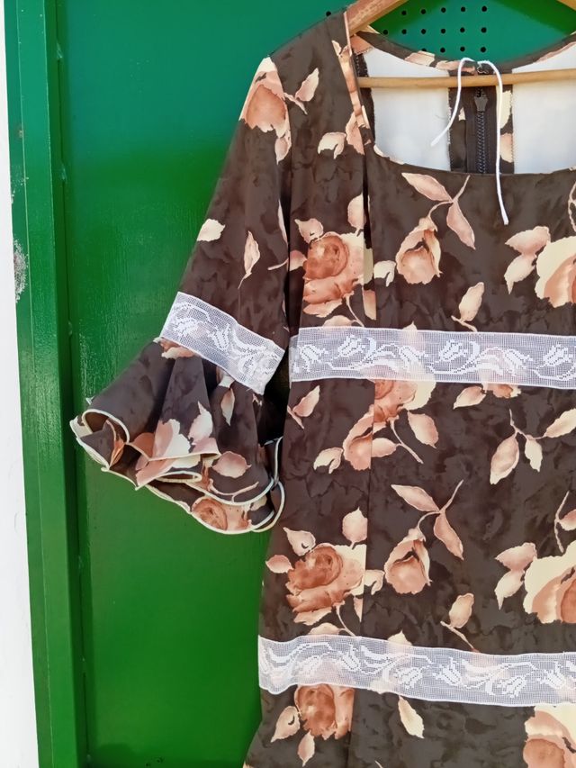 Traje Flamenca marrón beige