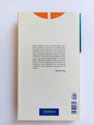 NOVELA "EXTRAMUROS" DE JESÚS FERNÁNDEZ SANTOS 