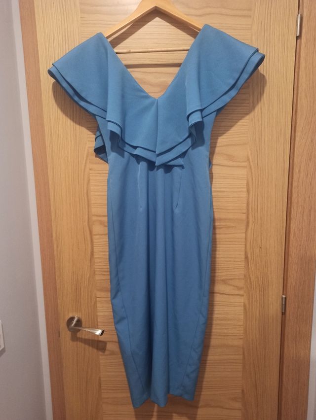 Vestido turquesa midi con volante de Blanca Martín