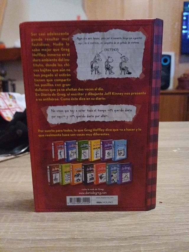 Diario de Greg 1 - Un pringao total