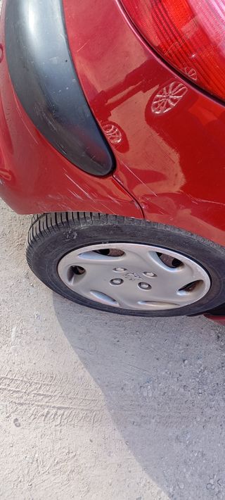 Peugeot 206 año 1999.