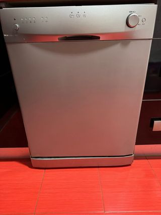 Lavavajillas 60cm - Gris plata.