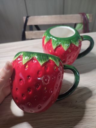 Tazze fragola - Ceramica