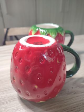 Tazze fragola - Ceramica