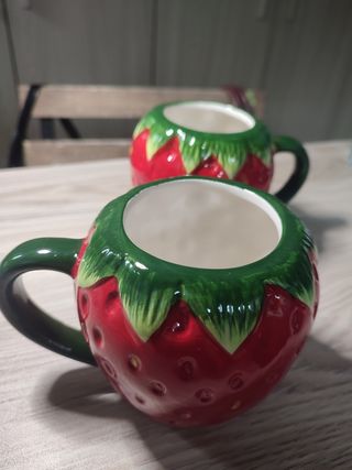 Tazze fragola - Ceramica